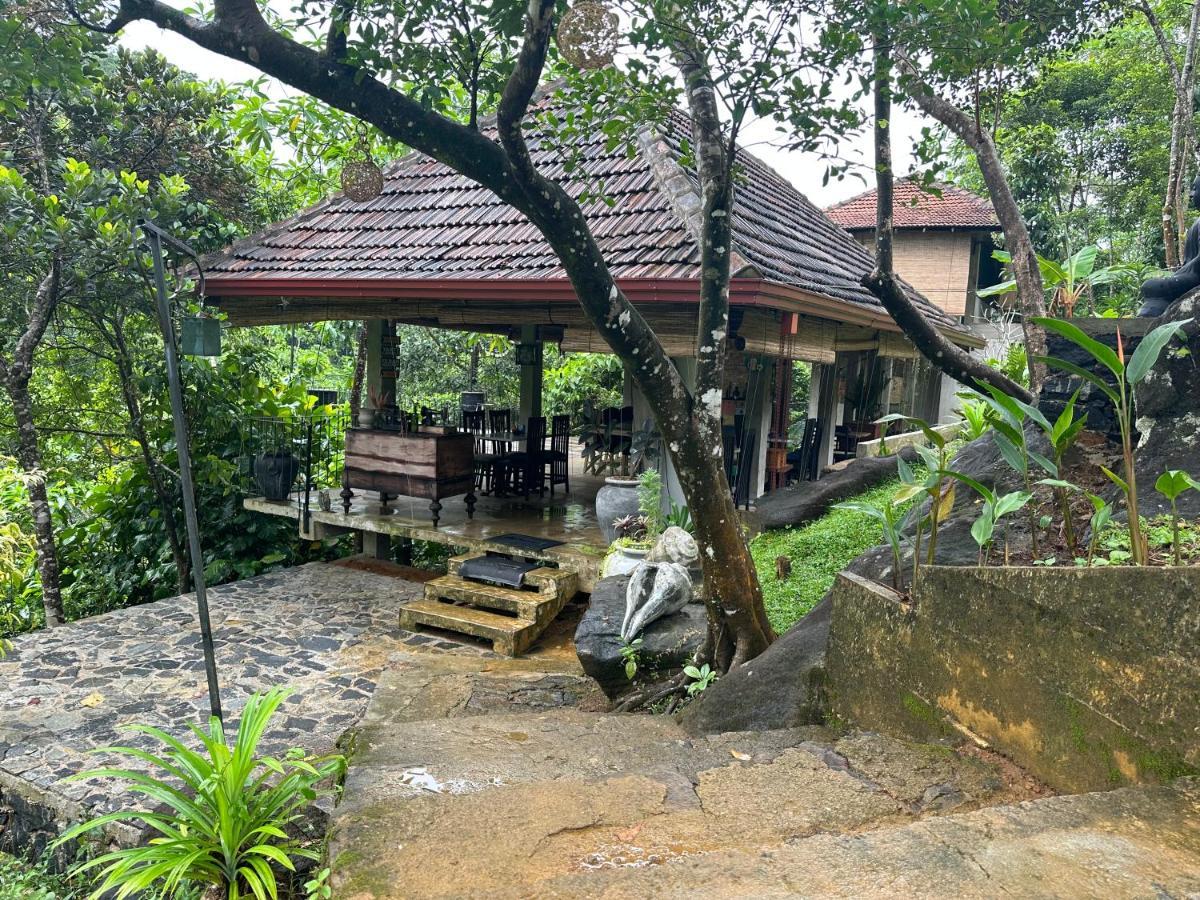 Jansen'S Bungalow Sinharaja Rainforest Retreat Kudawe Buitenkant foto